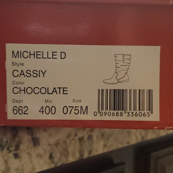 Boots 👢 - Picture 5 of 5